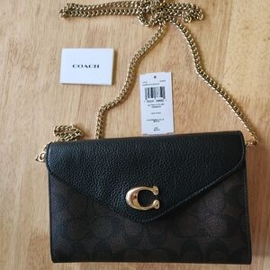 New Coach Tammie Clutch Crossbody Gold Hardware Brown black